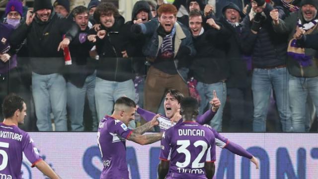 1637461147545006214.jpg 01fmzn103sbb1876mt5r.jpg